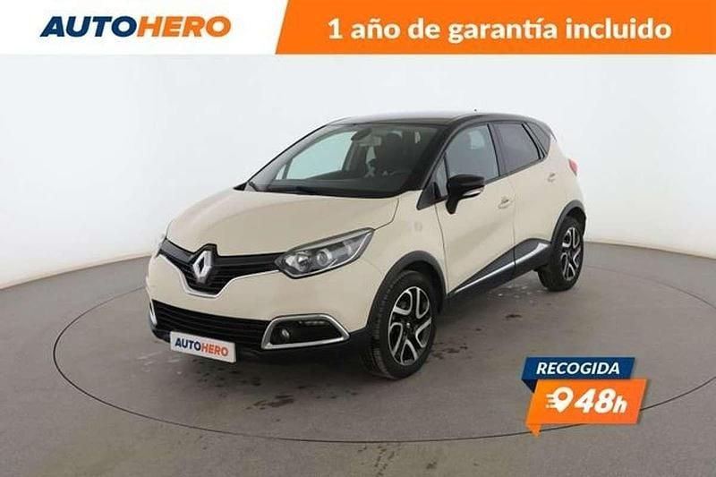 Usado Renault Captur Zen 111 CV (81 kW) 2015 Beige SUV