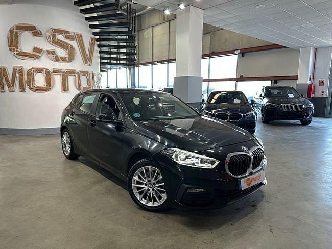 Usado BMW 118 136 CV (100 kW) 2023 Blanco Utilitario