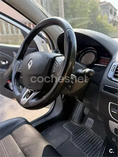 Usado Renault Mégane III Expression 110 CV (80 kW) 2012 Blanco Berlina