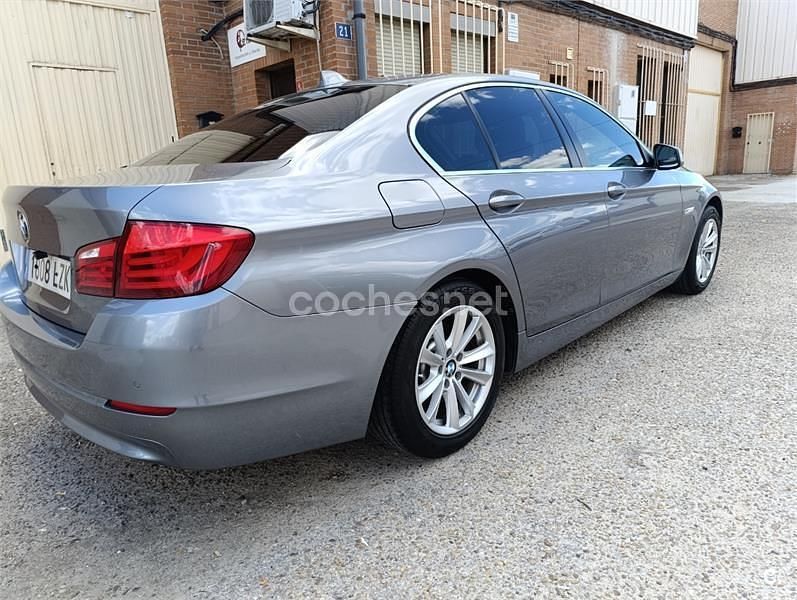 Usado BMW 520 Efficient Dynamics 184 CV (135 kW) 2012 Gris / plata Berlina