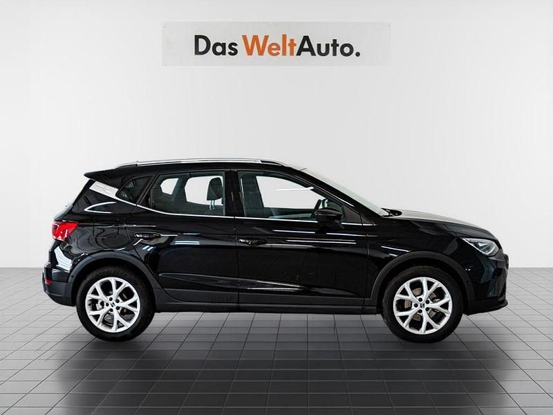 Usado Seat Arona FR 116 CV (85 kW) 2024 Negro SUV