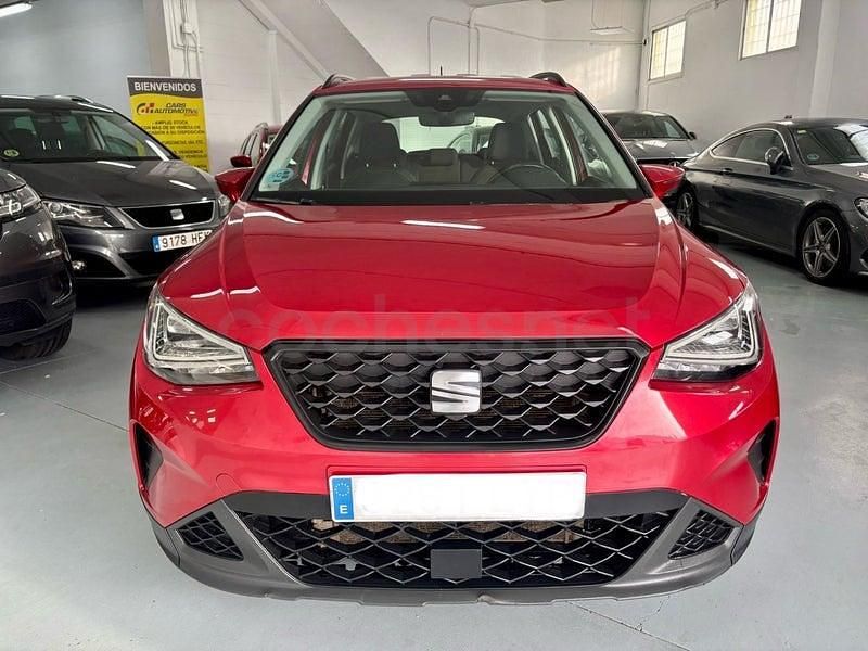 Usado Seat Arona Xperience 110 CV (80 kW) 2022 Granate SUV