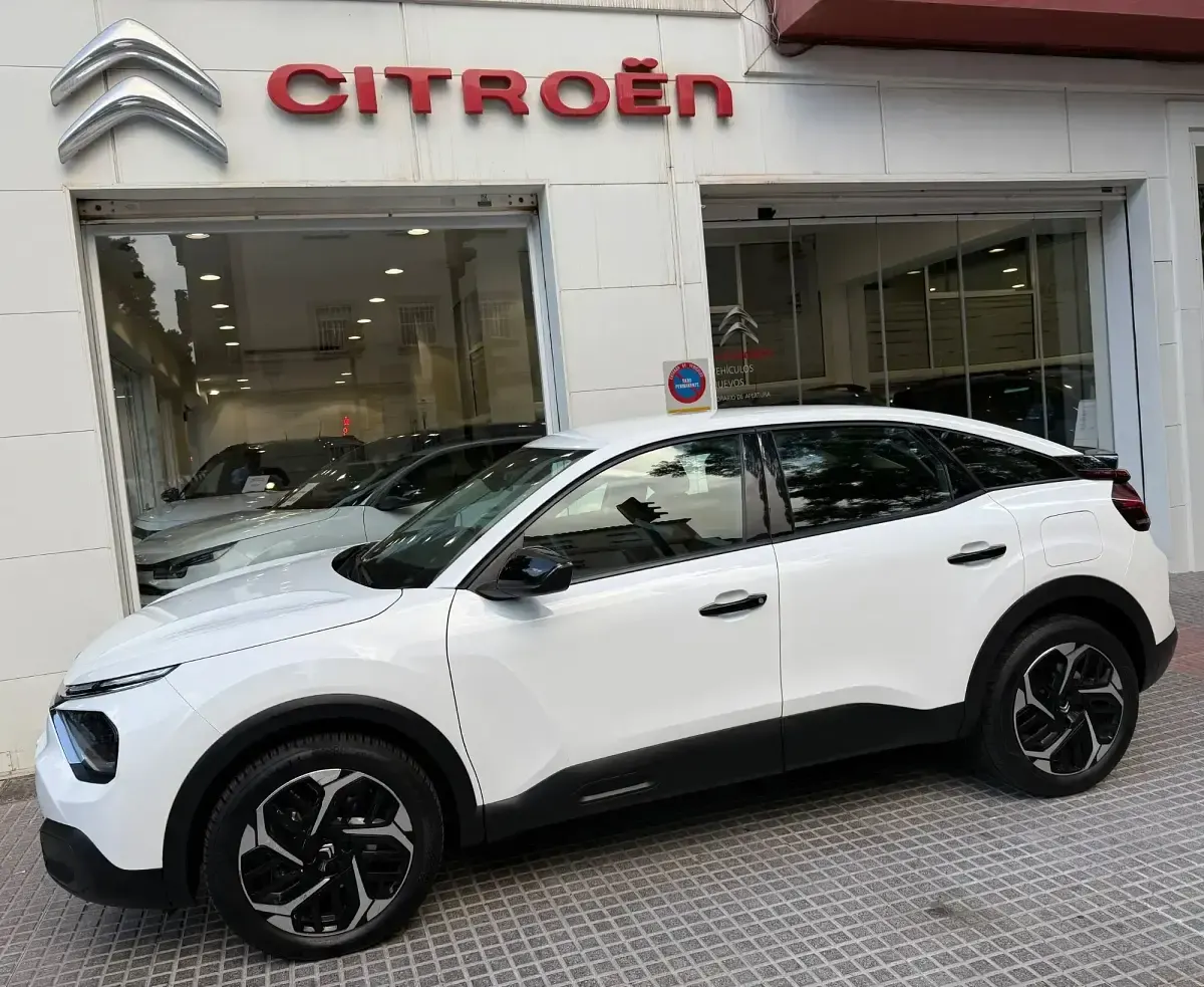 Usado Citroën C4 PureTech 131 CV (96 kW) 2024 Blanco SUV