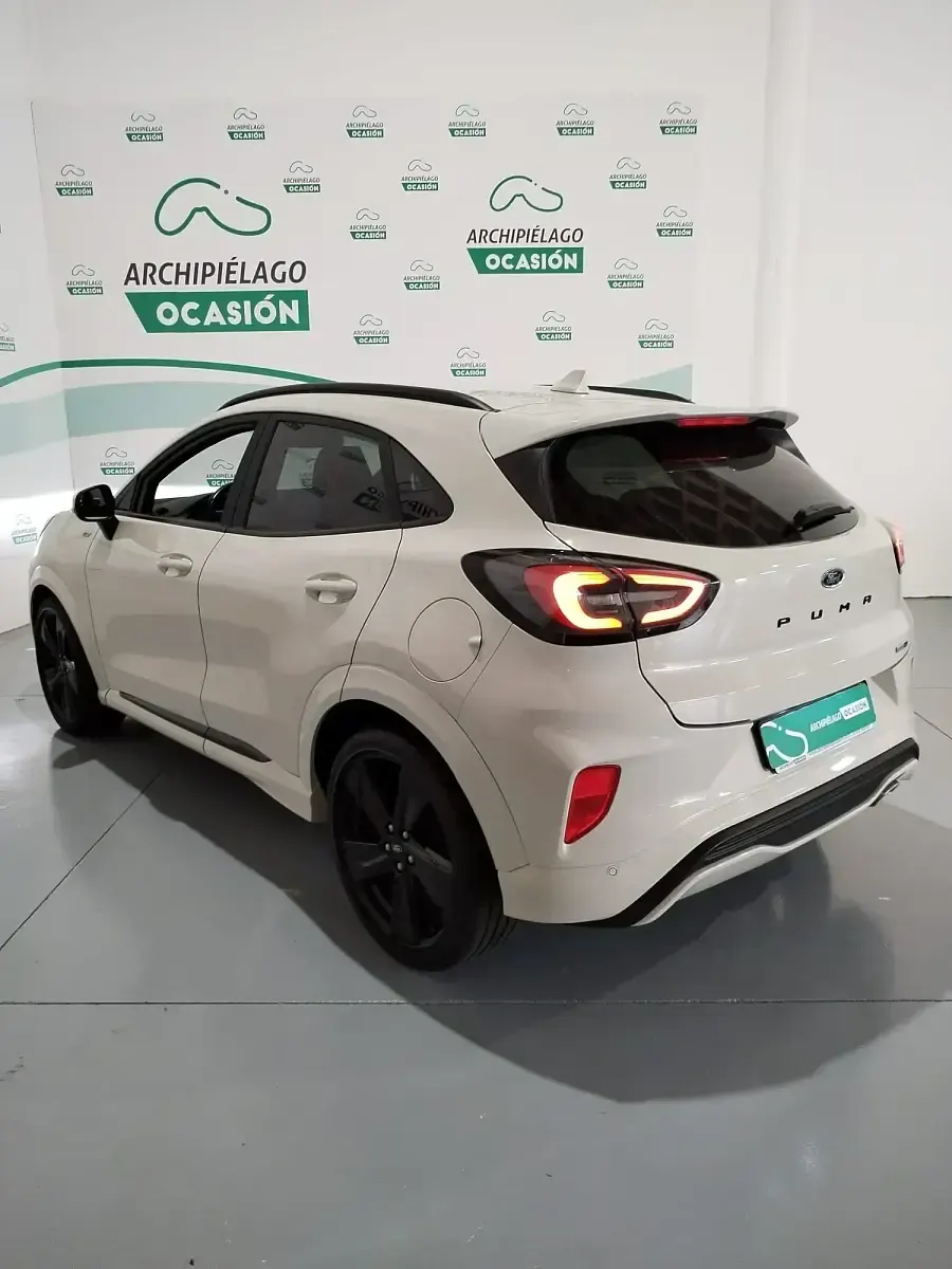 Usado Ford Puma ST-Line 125 CV (91 kW) 2021 Negro SUV