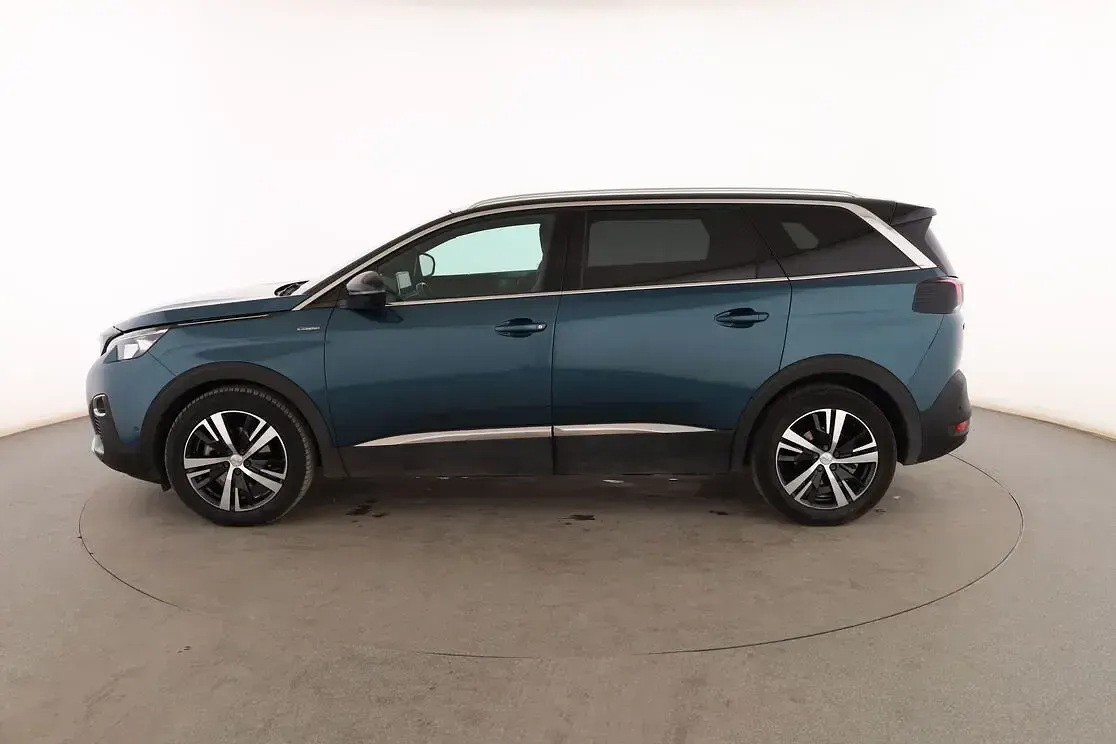 Usado Peugeot 5008 GT 131 CV (96 kW) 2019 Verde SUV