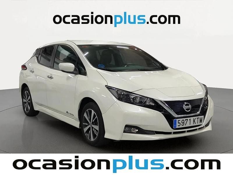 Używany Nissan Leaf Acenta 110 kW (150 KM) 2019 Biały Hatchback