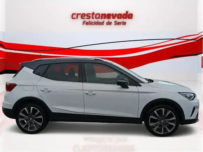 Usado Seat Arona FR 150 CV (110 kW) 2025 Blanco SUV