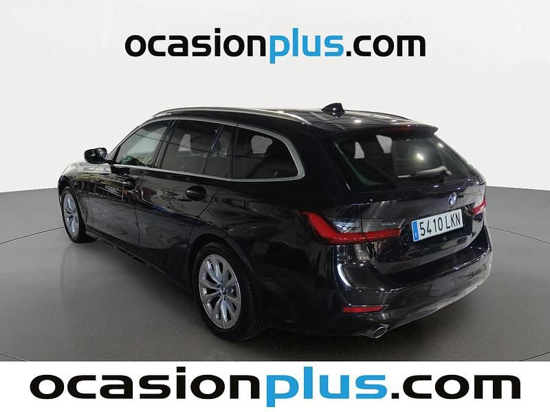 Usado BMW 318 150 CV (110 kW) 2020 Negro Familiar