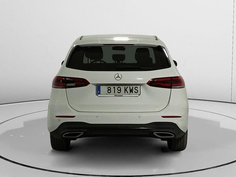 Usado Mercedes B180 116 CV (85 kW) 2019 Blanco Monovolumen