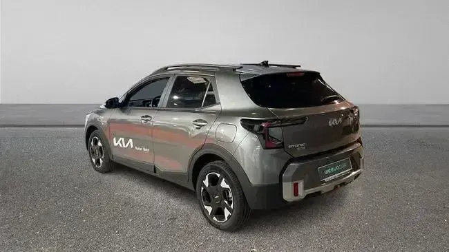 Nuevo Kia Stonic 115 CV (84 kW) 2025 Gris SUV