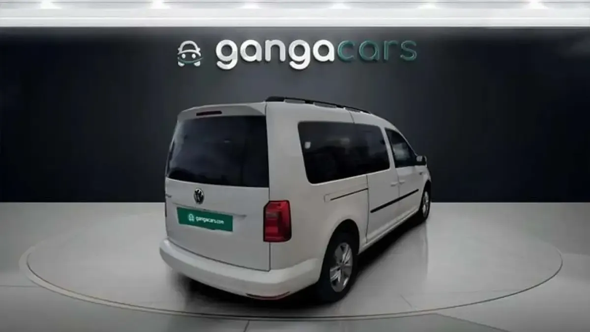 Usado VW Caddy Trendline 86 CV (63 kW) 2018 Blanco Monovolumen