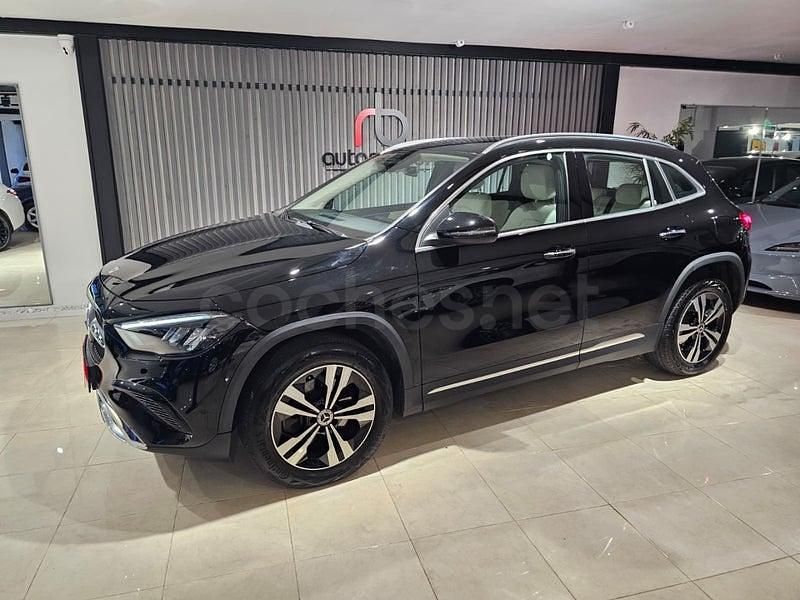 Usado Mercedes GLA250 218 CV (160 kW) 2024 Negro SUV