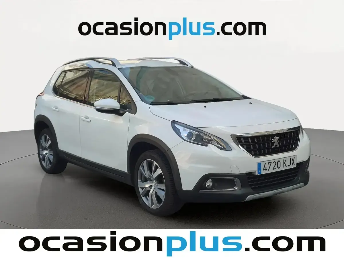 Usado Peugeot 2008 Allure 100 CV (73 kW) 2018 Blanco SUV