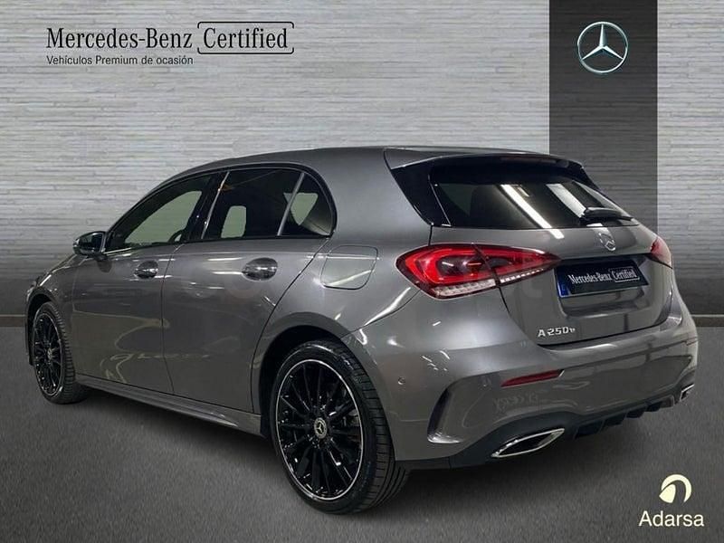 Usado Mercedes A250 218 CV (160 kW) 2023 Gris montana Berlina