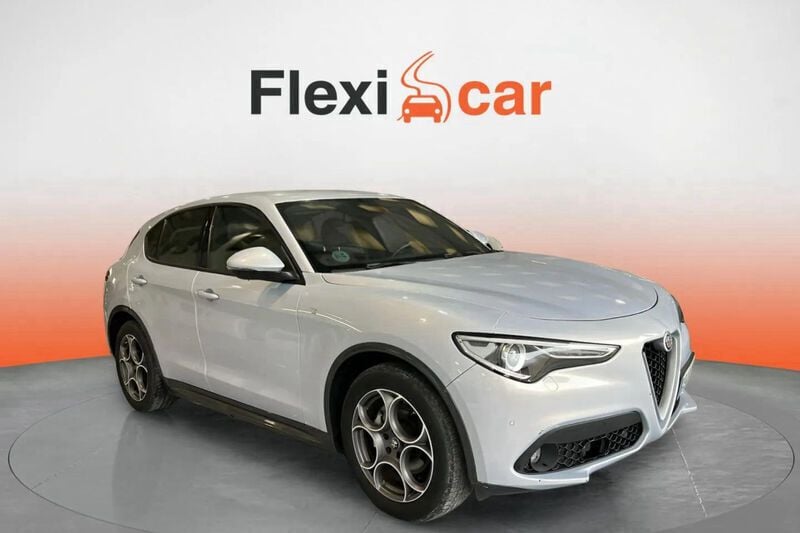 Blanco Usado 2022 Alfa Romeo Stelvio Ti SUV | 28.290 € (Precio justo) - Imagen 1/4