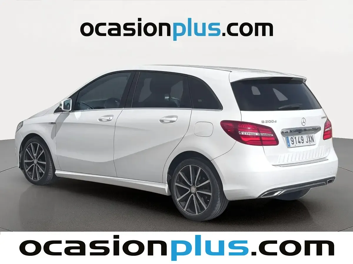 Usado Mercedes B200 136 CV (100 kW) 2017 Blanco Utilitario