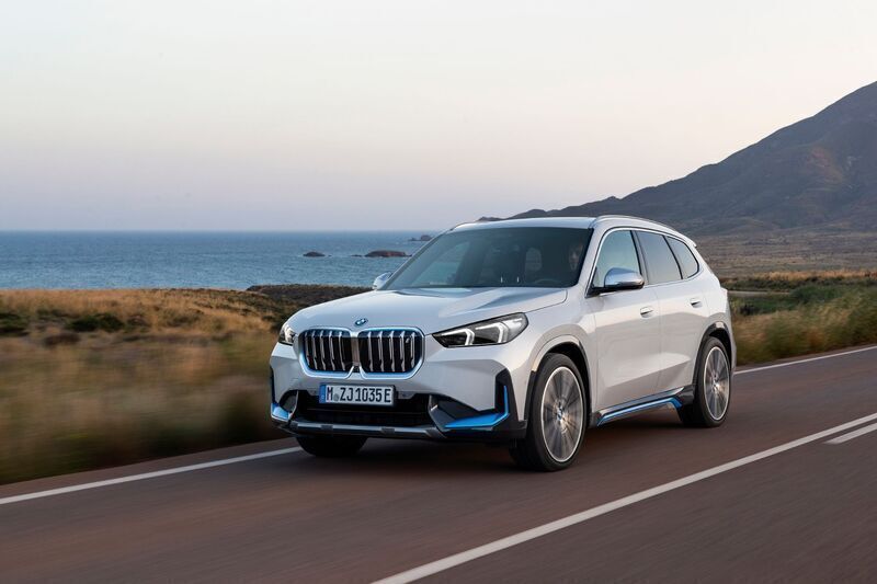 Blanco Nuevo 2024 BMW iX1 Performance SUV | 56.208 € - Imagen 1/2