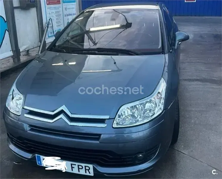 Usado Citroën C4 Exclusive 110 HP (80 kW) 2007 Cinzento Sedan