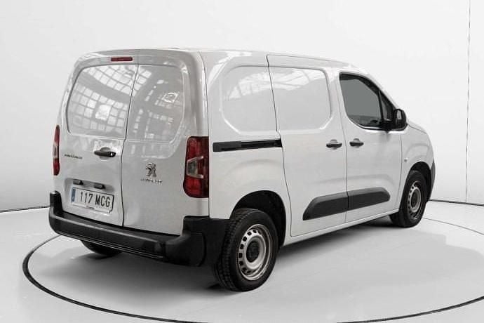 Occasion Peugeot Partner 102 ch (75 kW) 2022 Monospace