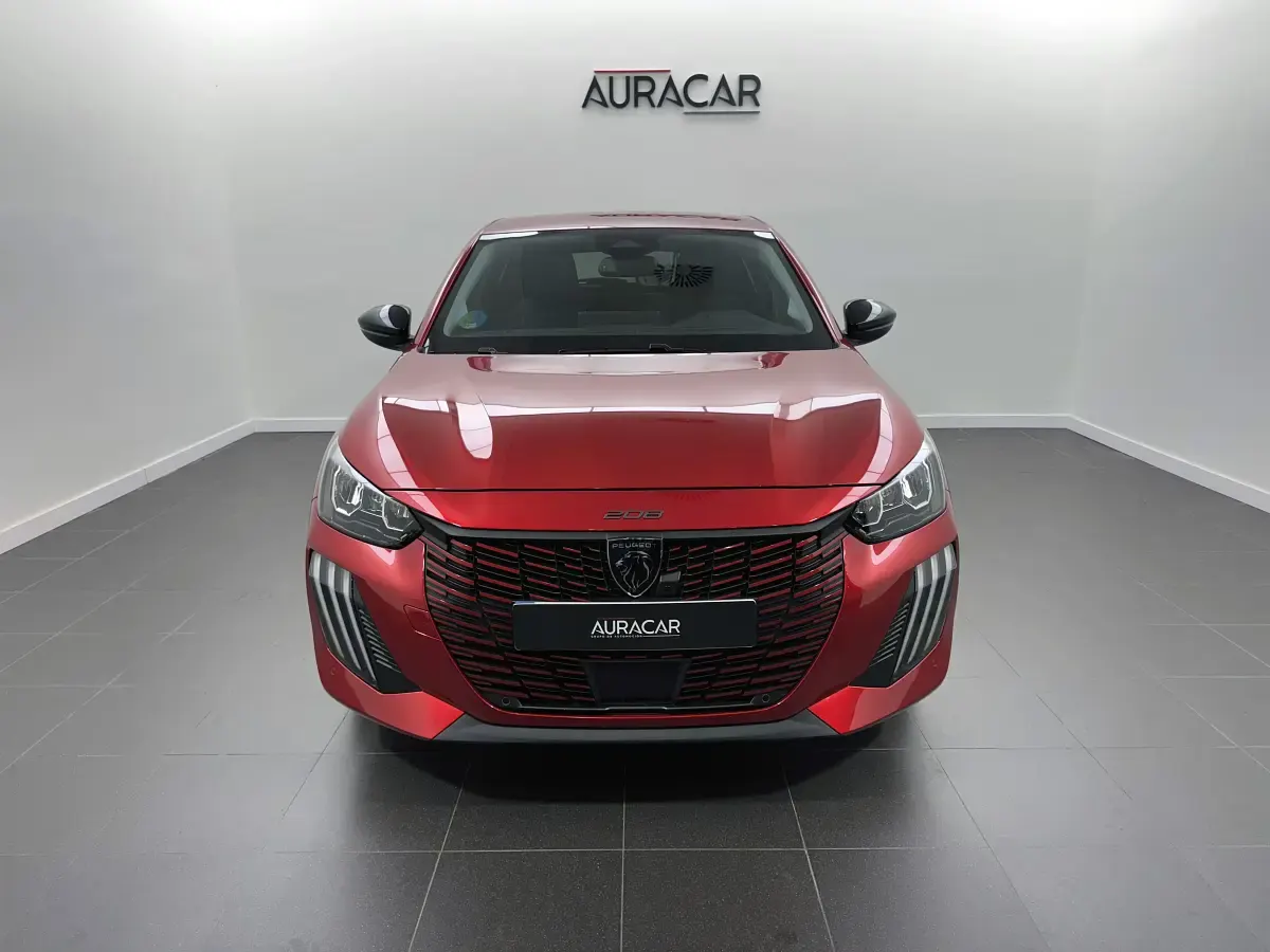 Nuevo Peugeot 208 Allure 110 CV (80 kW) 2025 Rojo Utilitario
