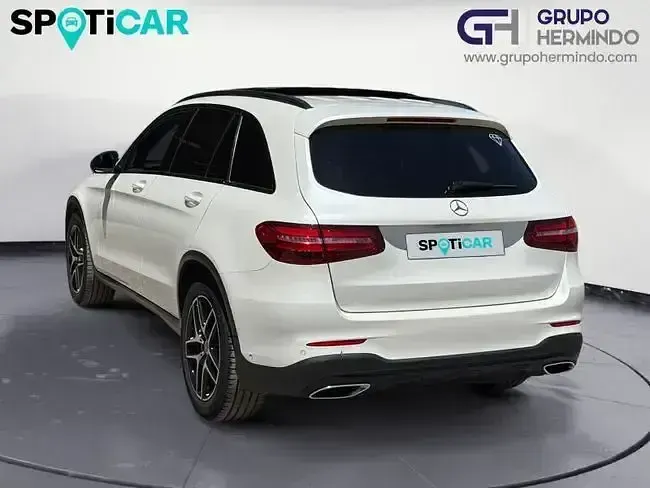Usado Mercedes GLC250 204 CV (150 kW) 2019 Blanco SUV