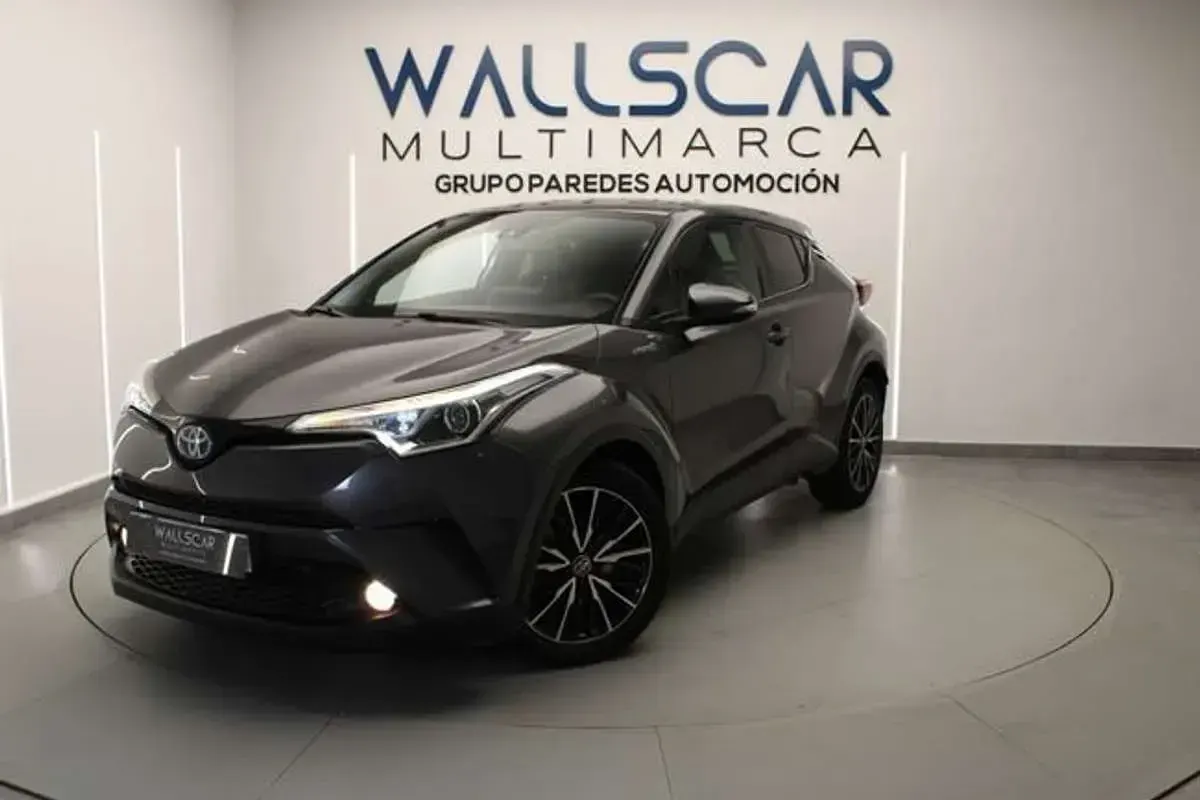 Usado Toyota C-HR Advance 122 CV (89 kW) 2017 Gris SUV