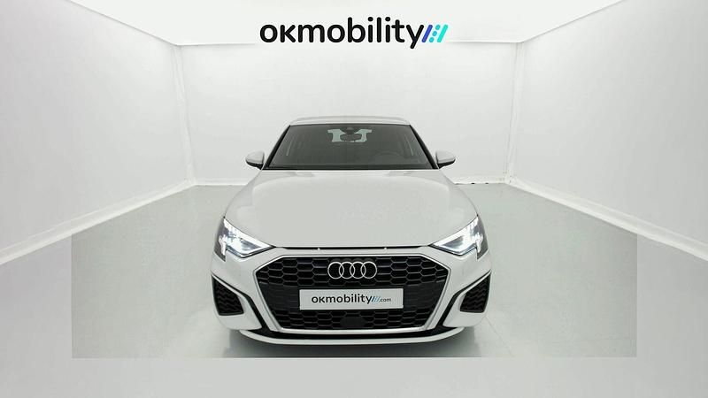 Usado Audi A3 Sportback e-tron S-Line 150 CV (110 kW) 2023 Ibis weiss Utilitario