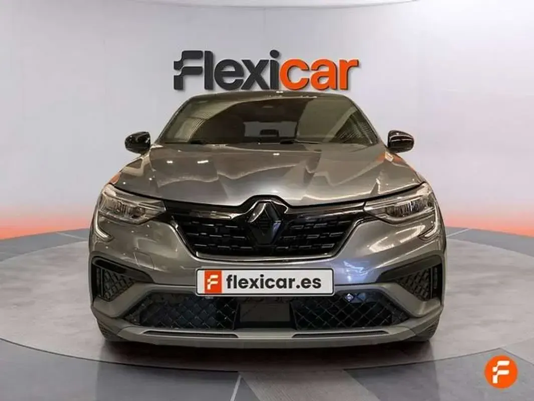 Usado Renault Arkana Engineered 145 CV (106 kW) 2023 Gris SUV