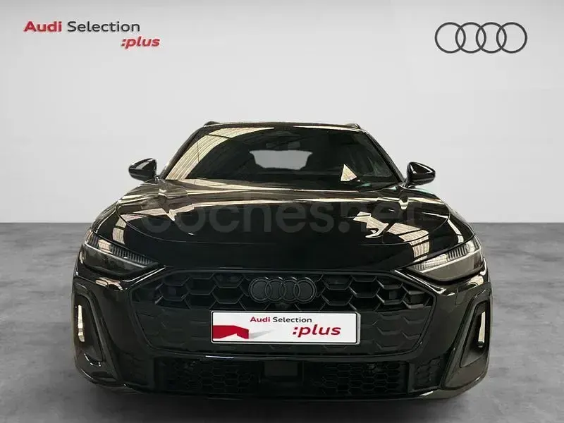 Usado Audi A5 Ambiente 299 CV (219 kW) 2025 Negro Familiar