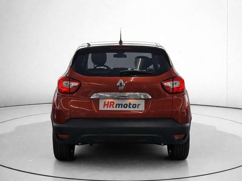Usado Renault Captur Intens 91 CV (66 kW) 2017 Naranja SUV