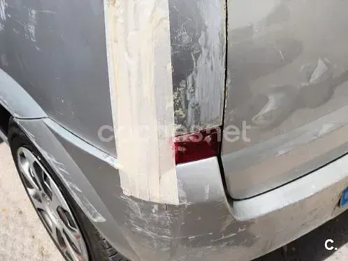 Usado Opel Meriva Enjoy 75 CV (55 kW) 2004 Gris / plata Monovolumen
