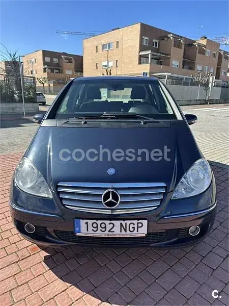 Usado Mercedes A170 Avantgarde 116 CV (85 kW) 2006 Azul Monovolumen