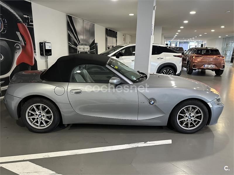 Gris / plata Usado 2006 BMW Z4 Descapotable | 7800 € (Buen precio) - Imagen 1/4