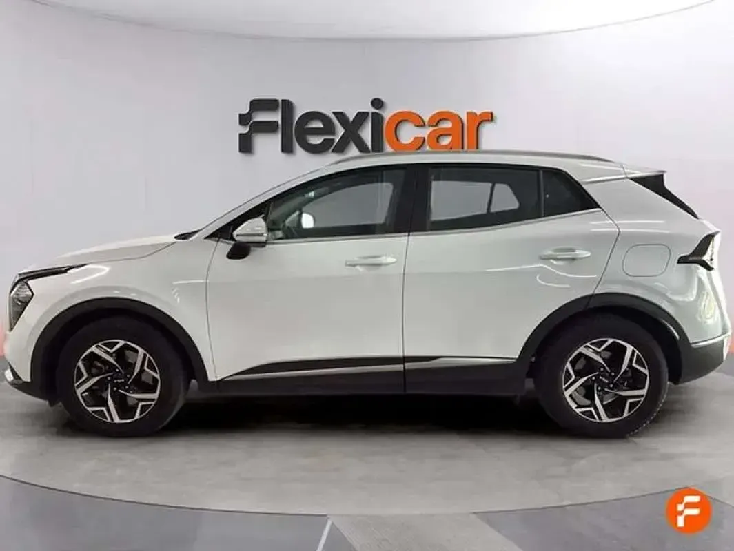 Usado Kia Sportage 136 CV (100 kW) 2023 Blanco SUV