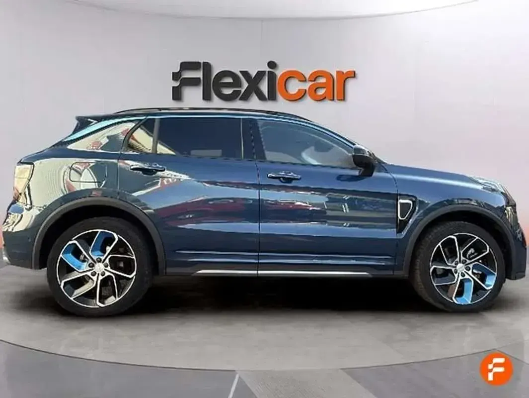 Usado Lynk & Co 01 261 CV (191 kW) 2023 Azul SUV