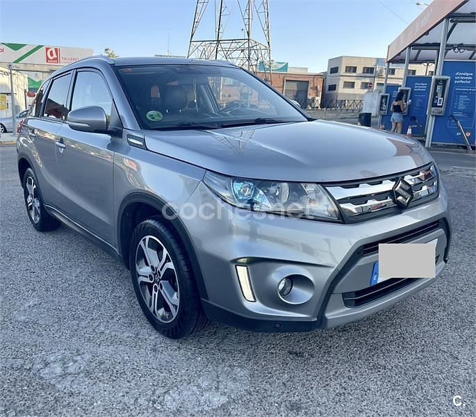 Gris / plata Usado 2016 Suzuki Vitara GL SUV | 11.800 € (Precio justo) - Imagen 1/4