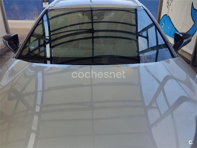 Usado Lexus UX Business Edition 184 CV (135 kW) 2020 Gris / plata SUV