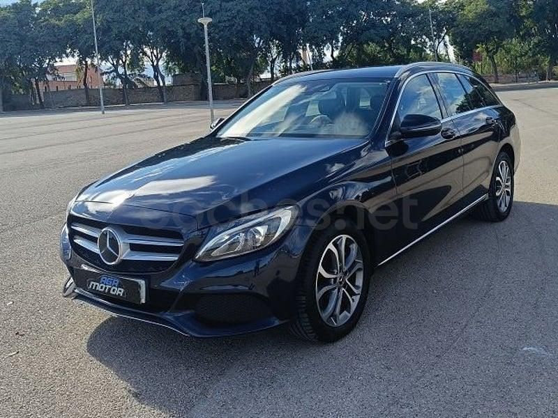 Usado Mercedes C220 194 CV (142 kW) 2018 Azul Familiar