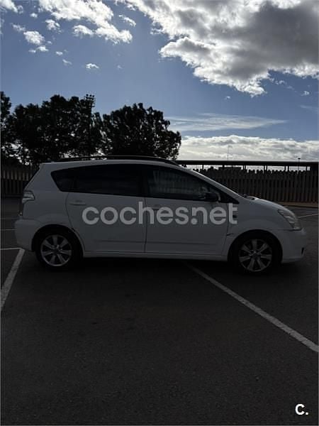 Usado Toyota Corolla Verso Sol 136 CV (100 kW) 2006 Blanco Monovolumen