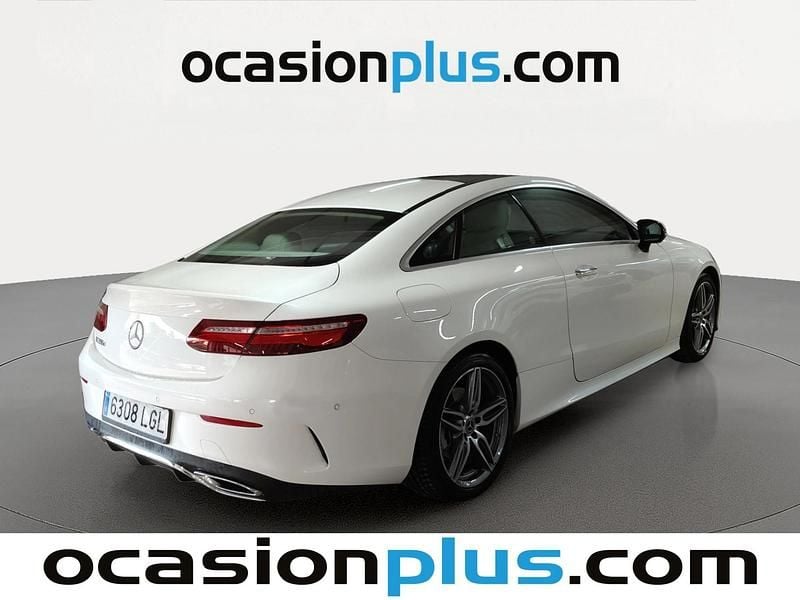 Usado Mercedes E350 AMG 286 CV (210 kW) 2020 Blanco Coupe