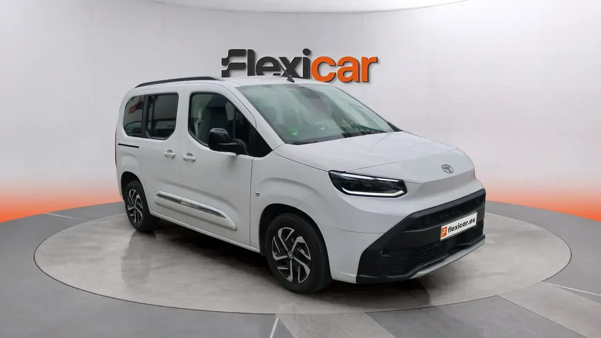 Używany Toyota Proace Verso Advance 131 KM (96 kW) 2025 Kombi