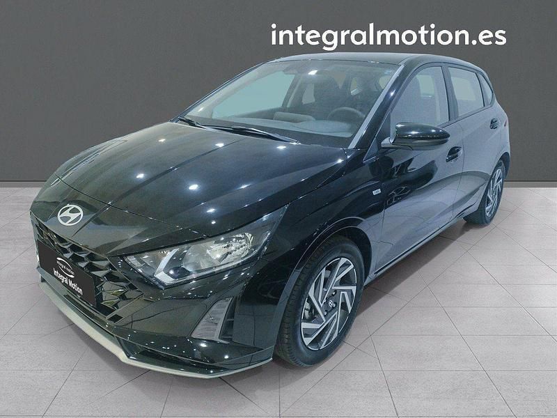 Usado Hyundai i20 100 CV (73 kW) 2024 Negro Berlina