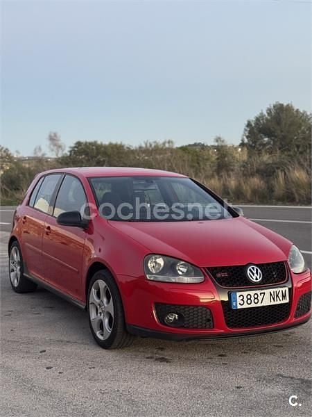 Usado VW Golf IV GTI 200 CV (147 kW) 2005 Rojo Berlina
