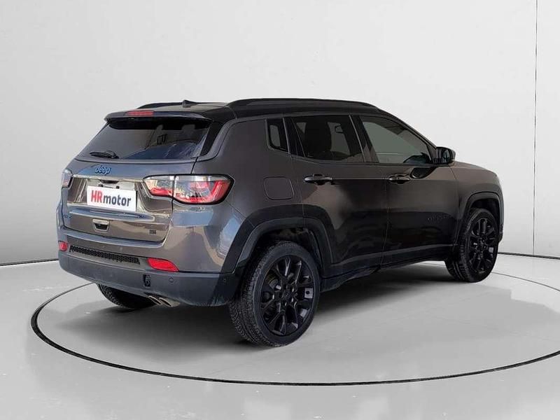 Usado Jeep Compass 242 CV (177 kW) 2021 Gris SUV