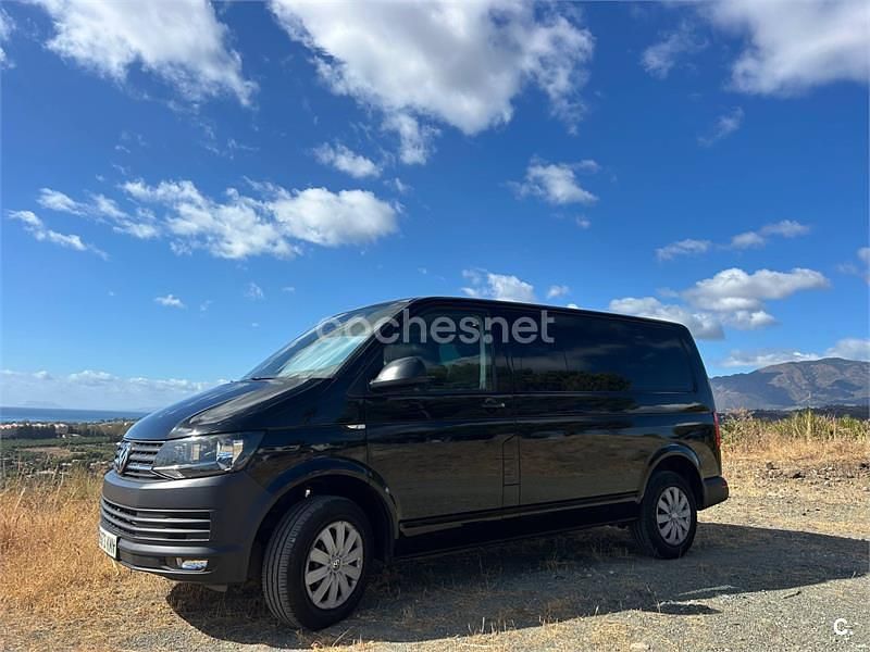 Negro Usado 2018 VW Caravelle Monovolumen | 19.900 € - Imagen 1/4