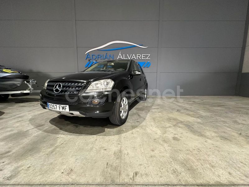 Negro Usado 2007 Mercedes ML320 SUV | 6500 € (Precio justo) - Imagen 1/4