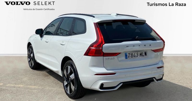 Usado Volvo XC60 Plus 350 CV (257 kW) 2023 SUV