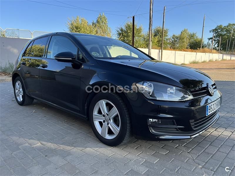 Usado VW Golf VII 110 CV (80 kW) 2014 Negro Berlina