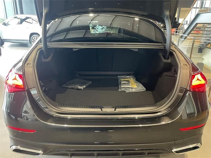 Nuevo Mercedes E220 197 CV (144 kW) 2026 Gris Berlina