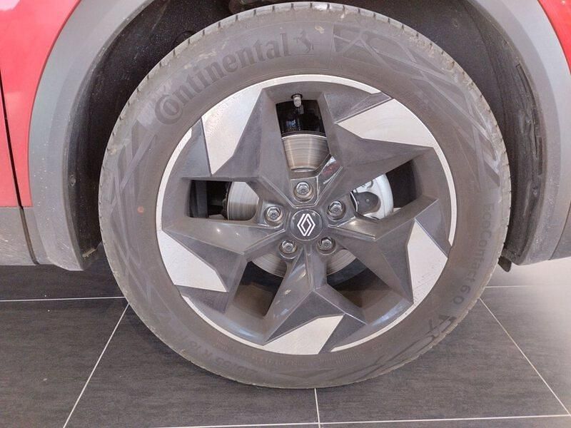 Usado Renault Captur Techno 100 CV (73 kW) 2025 Rojo SUV